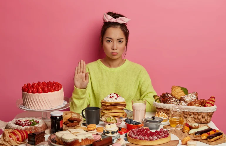 Foods to Eat and Avoid in Knee Pain